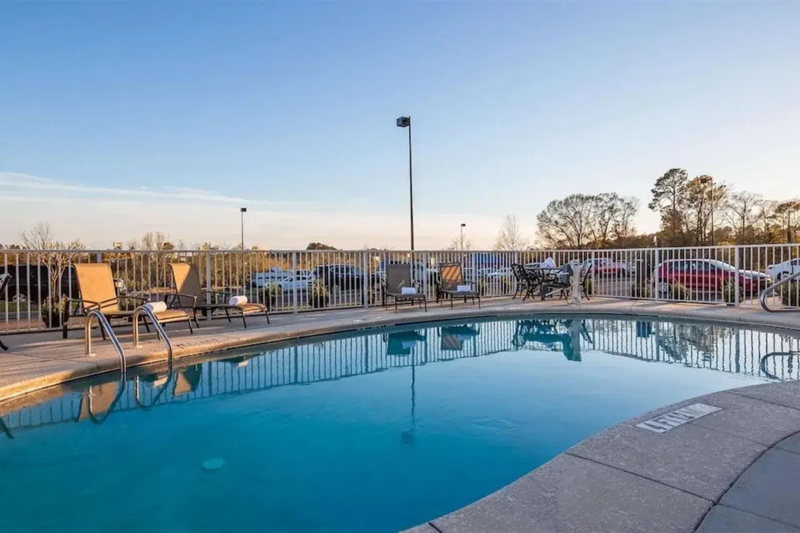 Best Western Dothan Inn & Suites