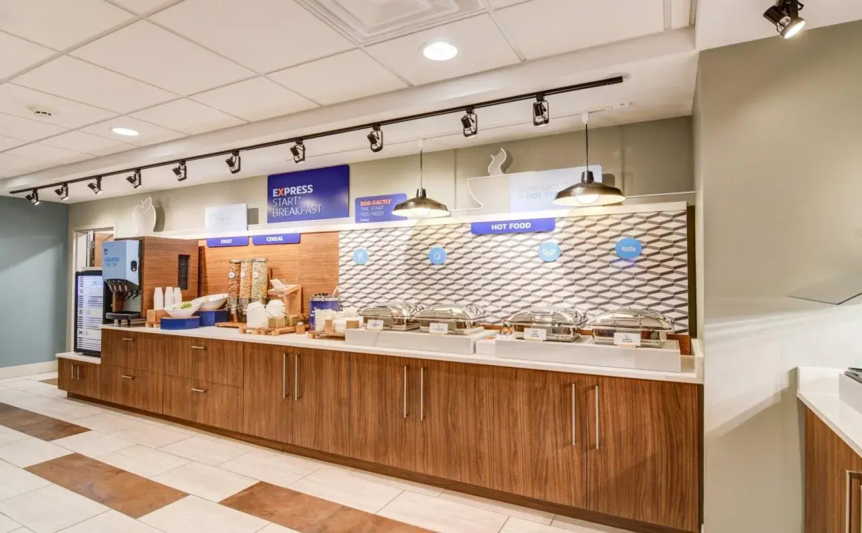 Holiday Inn Express Fort Walton Beach Central by IHG