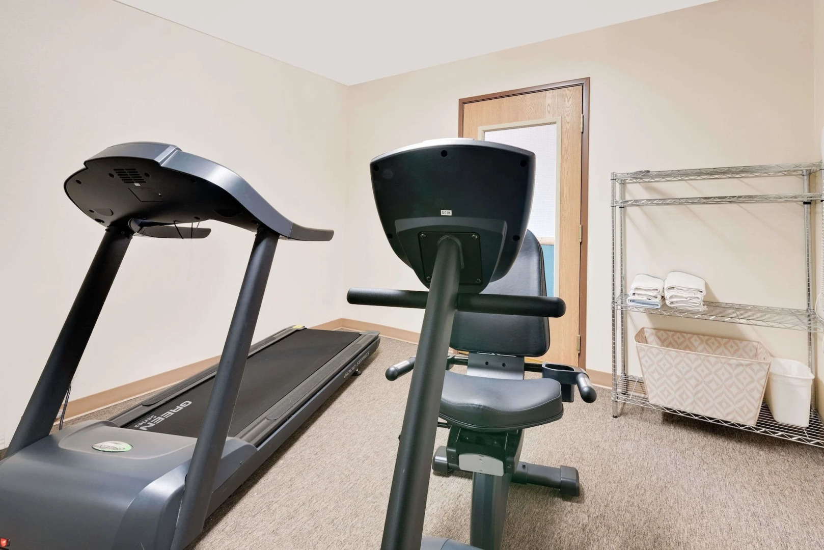 Summerset Hotel & Suites