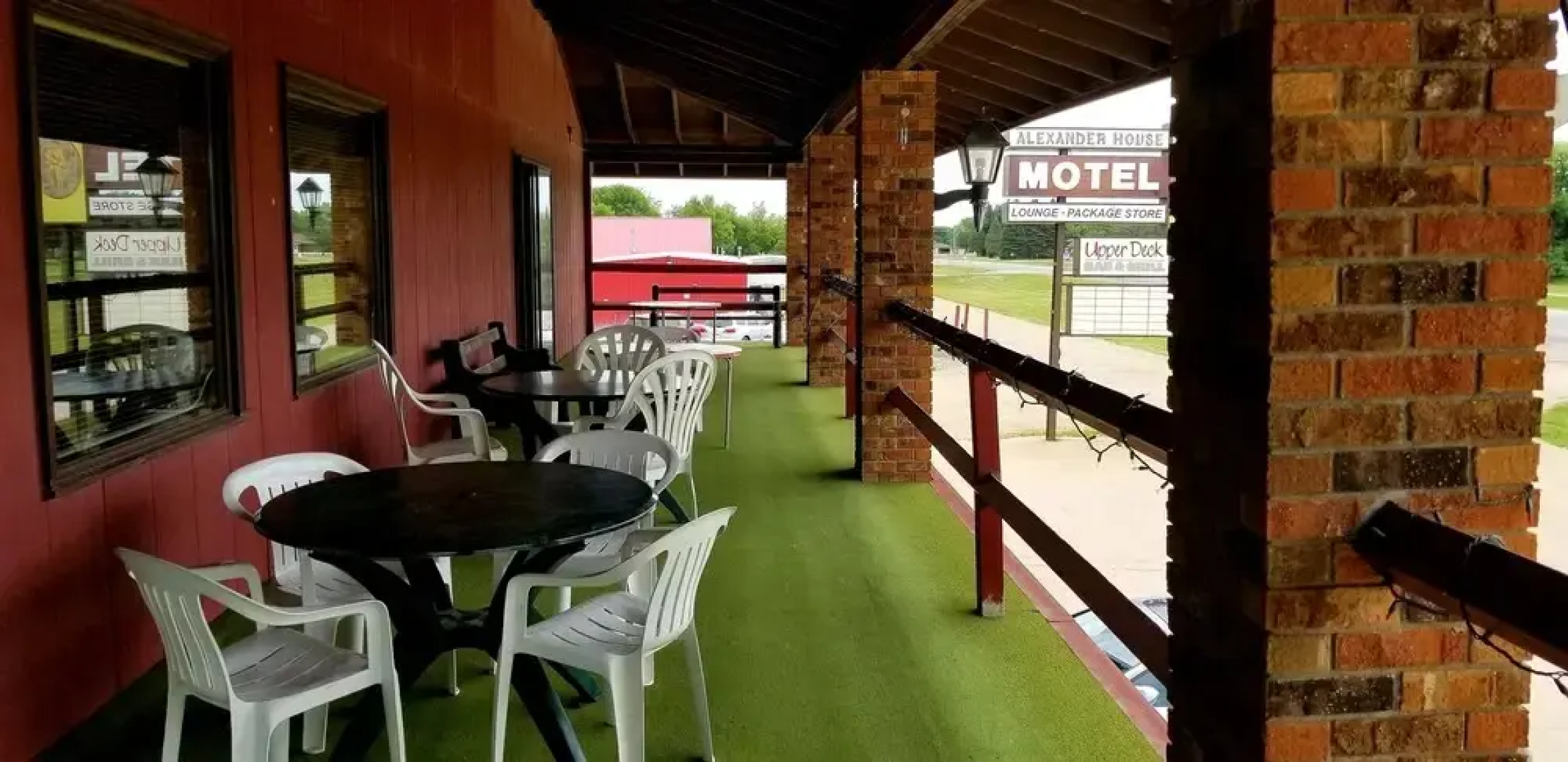 Alexander House Motel