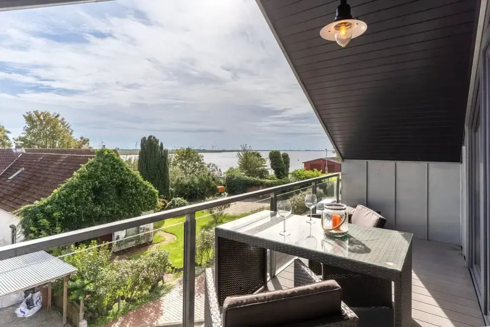 Doppelhaushalfte Directly From Hafen von Tonning