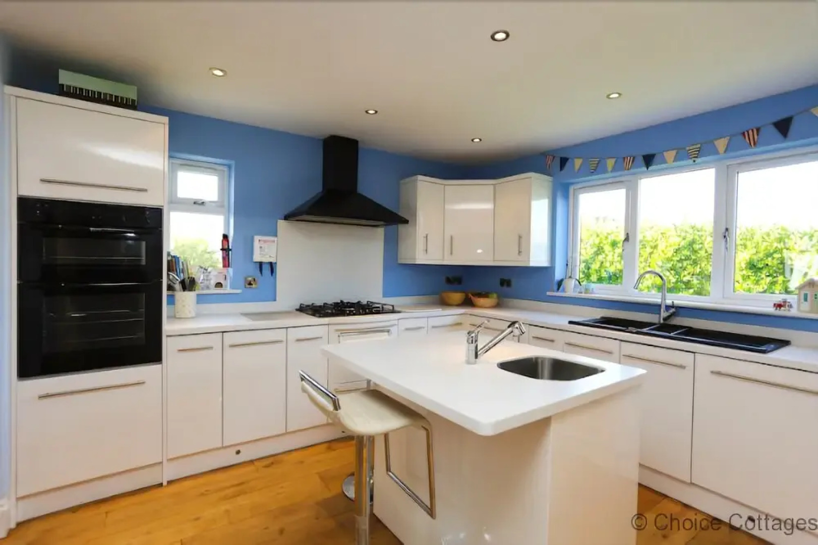 Croyde Waves 4 Bedrooms