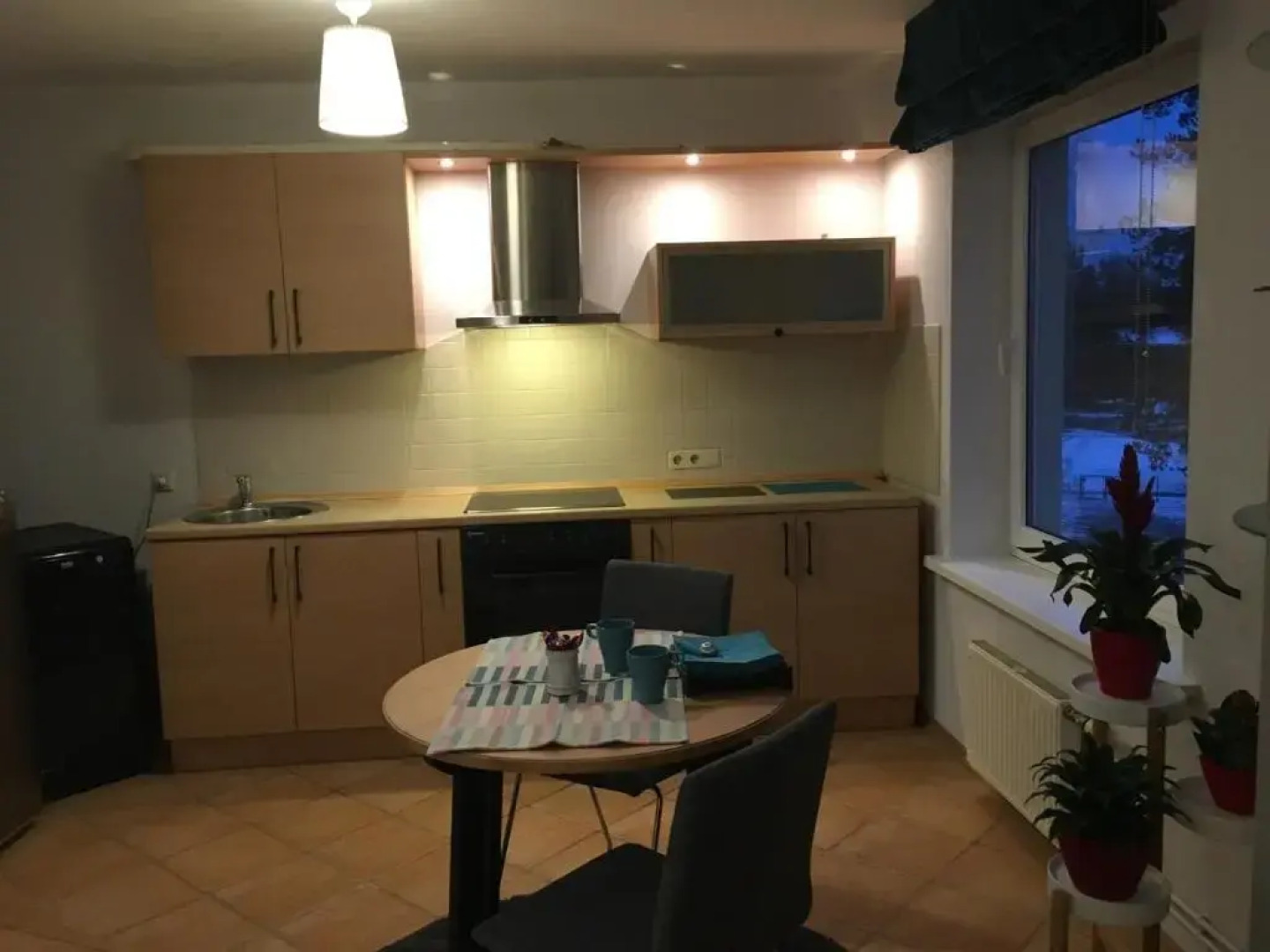 Cosy studio apartment with swimming pool & jacuzzi access