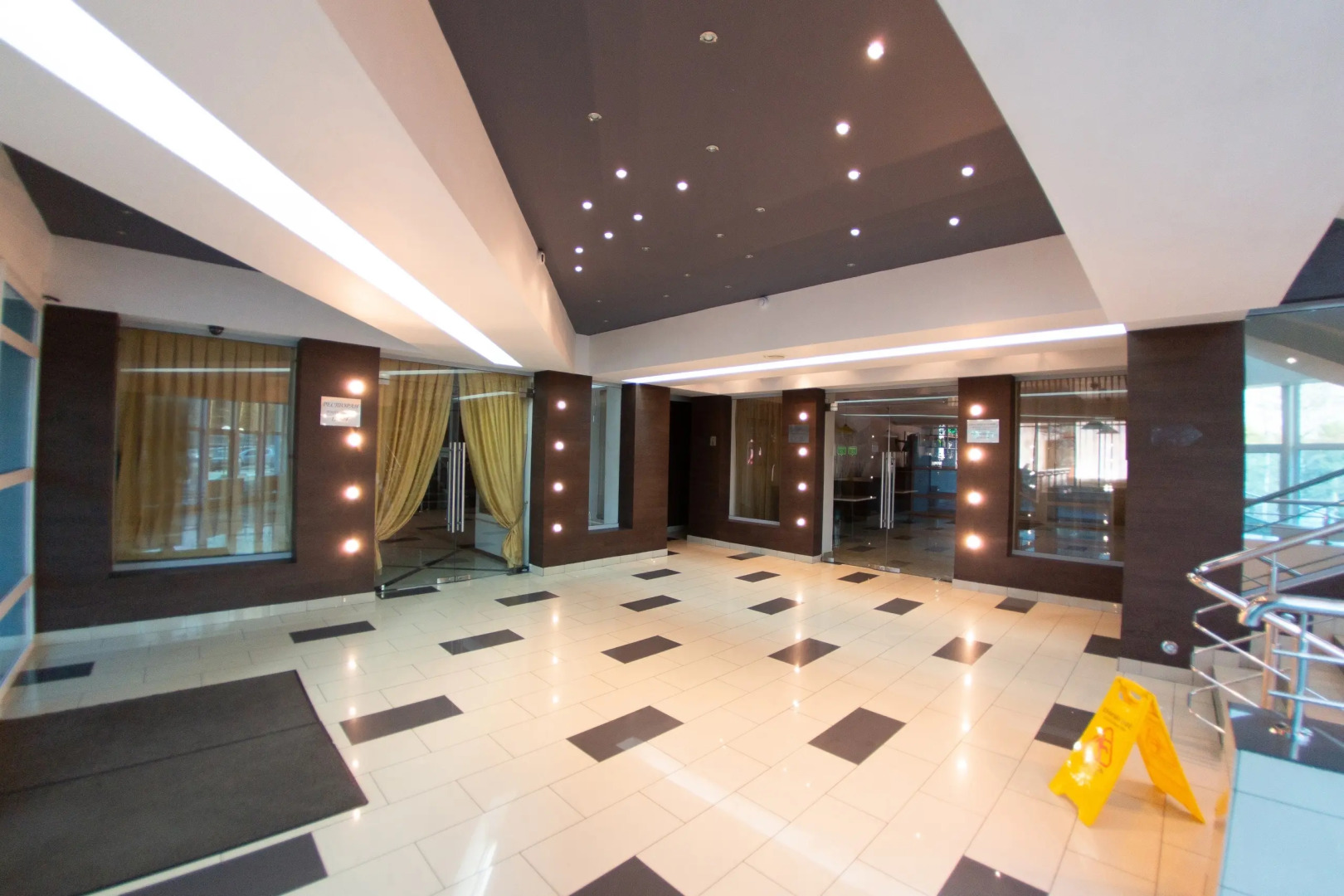 Avrora otel' Prokop'evsk