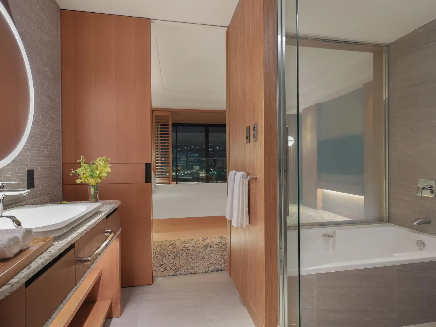 Intercontinental Yokohama Pier 8 by IHG