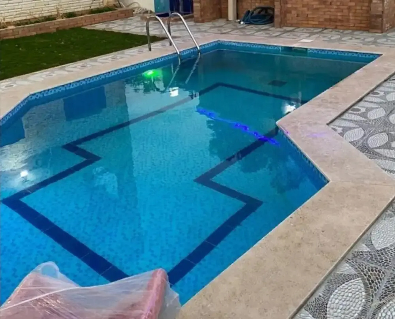 Blue House 4-bed Villa in North Coast Area