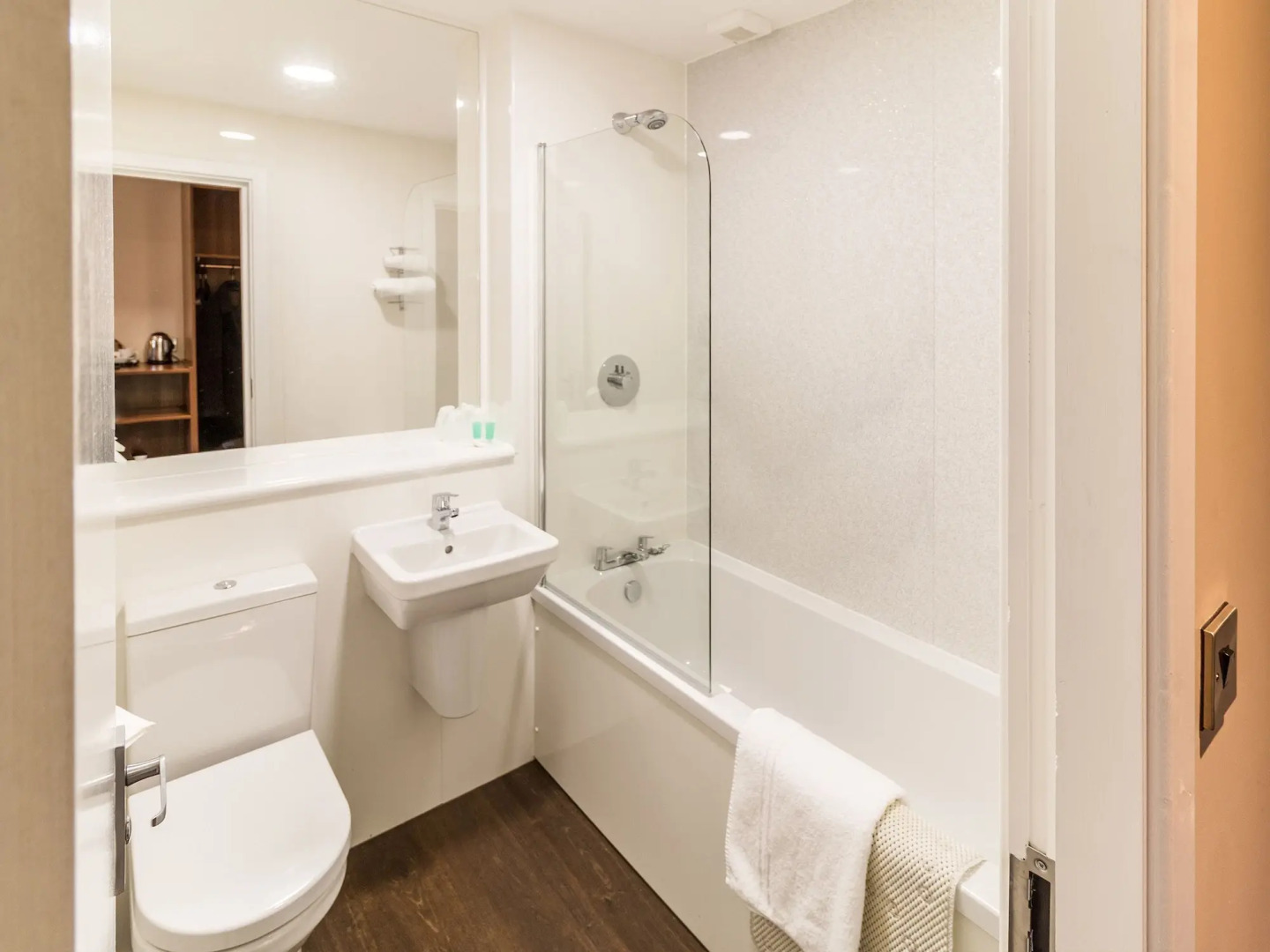 Springfield Hotel and Restaurant