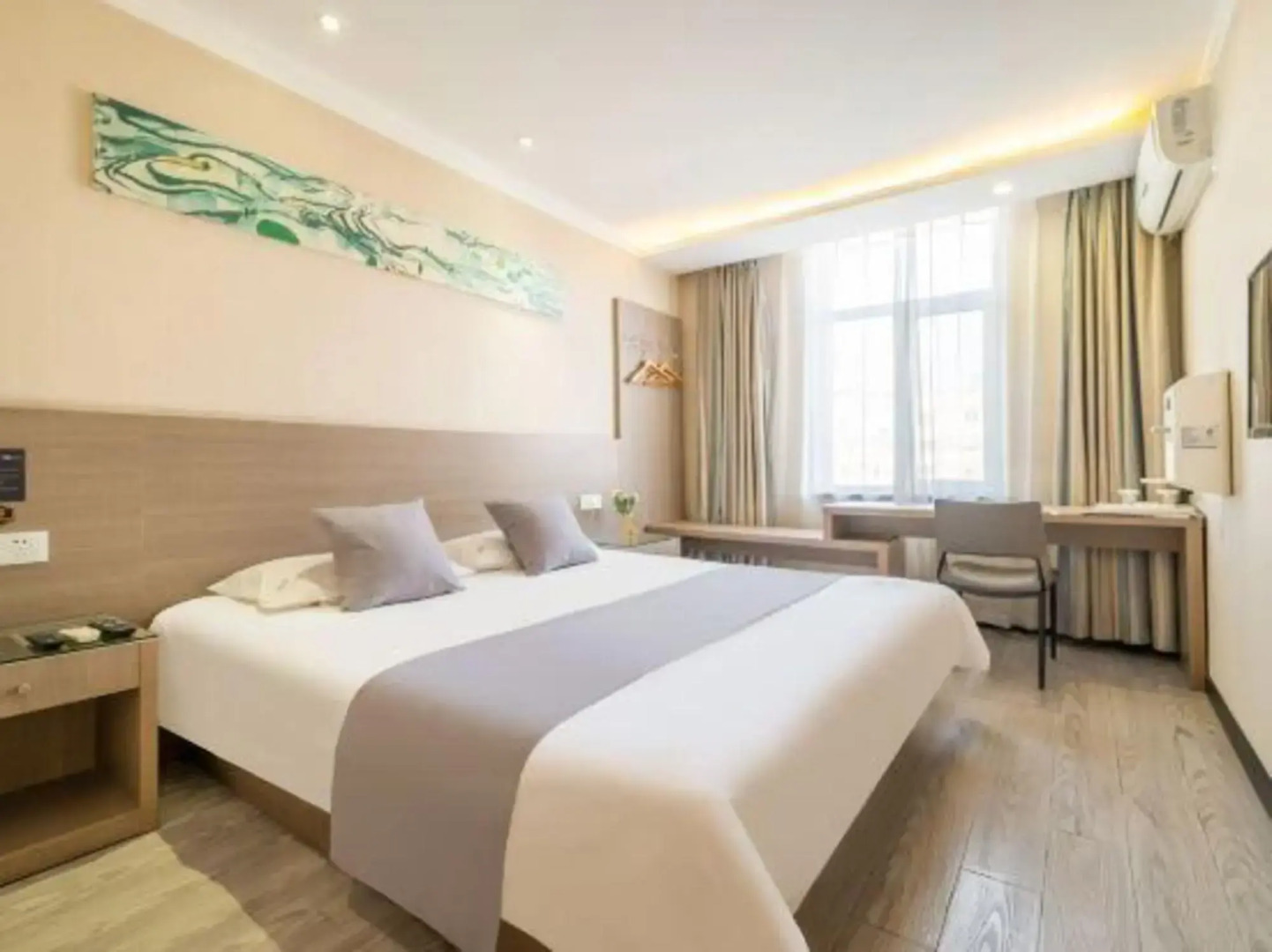 Eaka 365 Hotel Dalian Ganjingzi Street