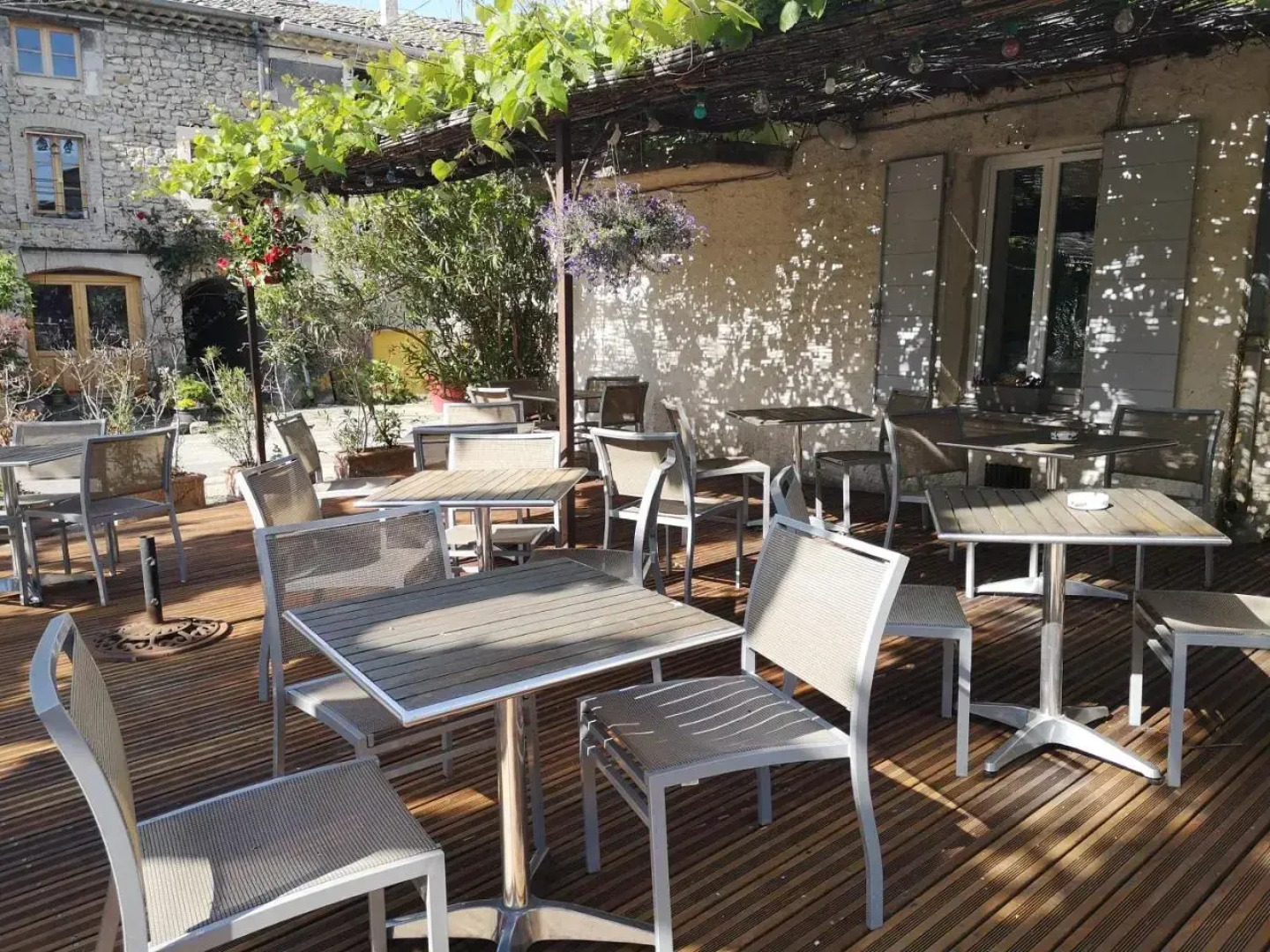 Auberge de l Helvie chez Coco & Ricou