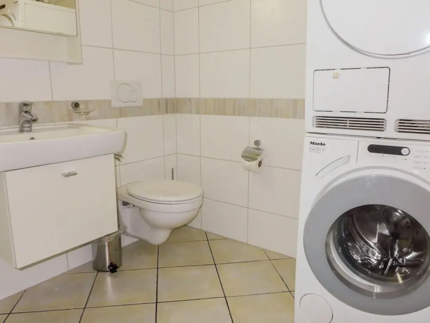 Bougainville C3 R Port-valais