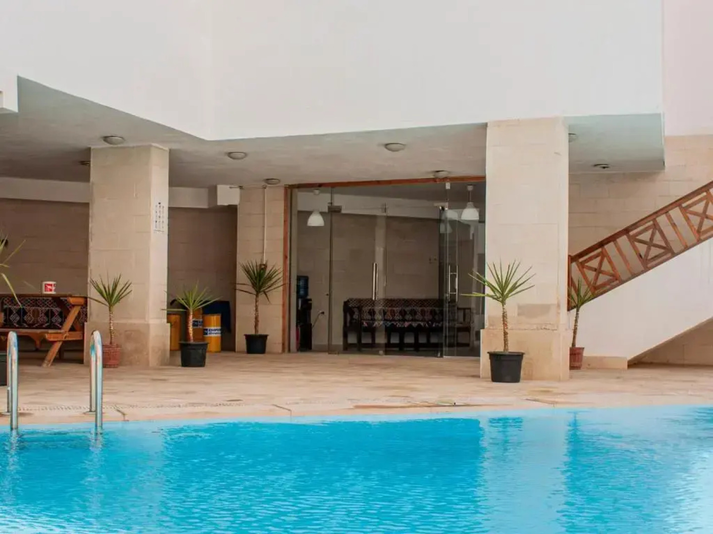 Blue Vision Hotel & Diving College