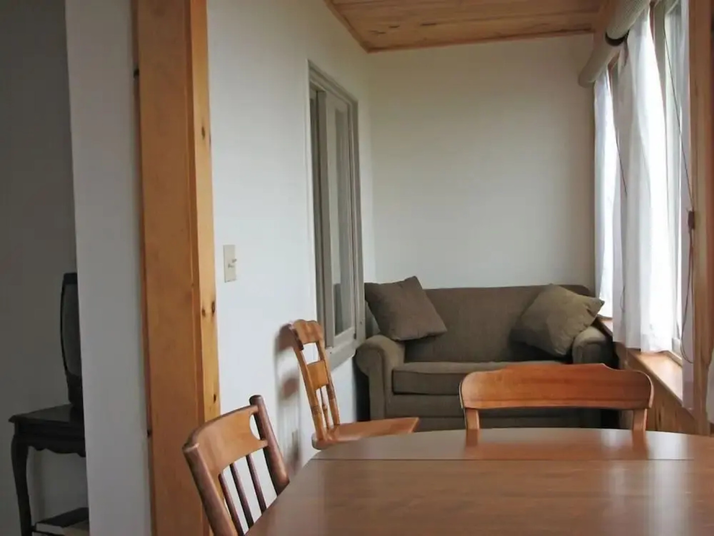 West Winds Motel & Cottages