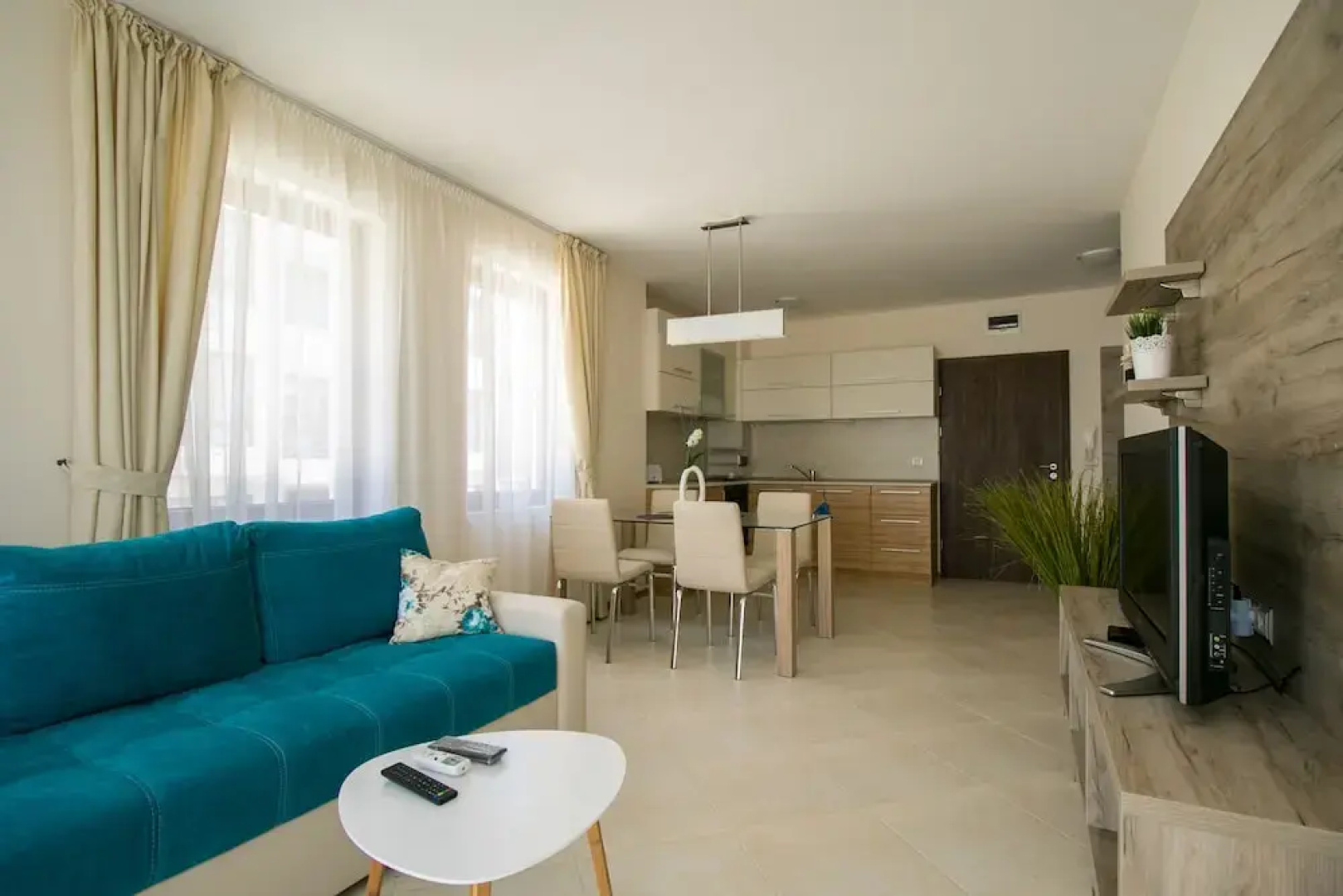 Byala Vista Cliff Apartments