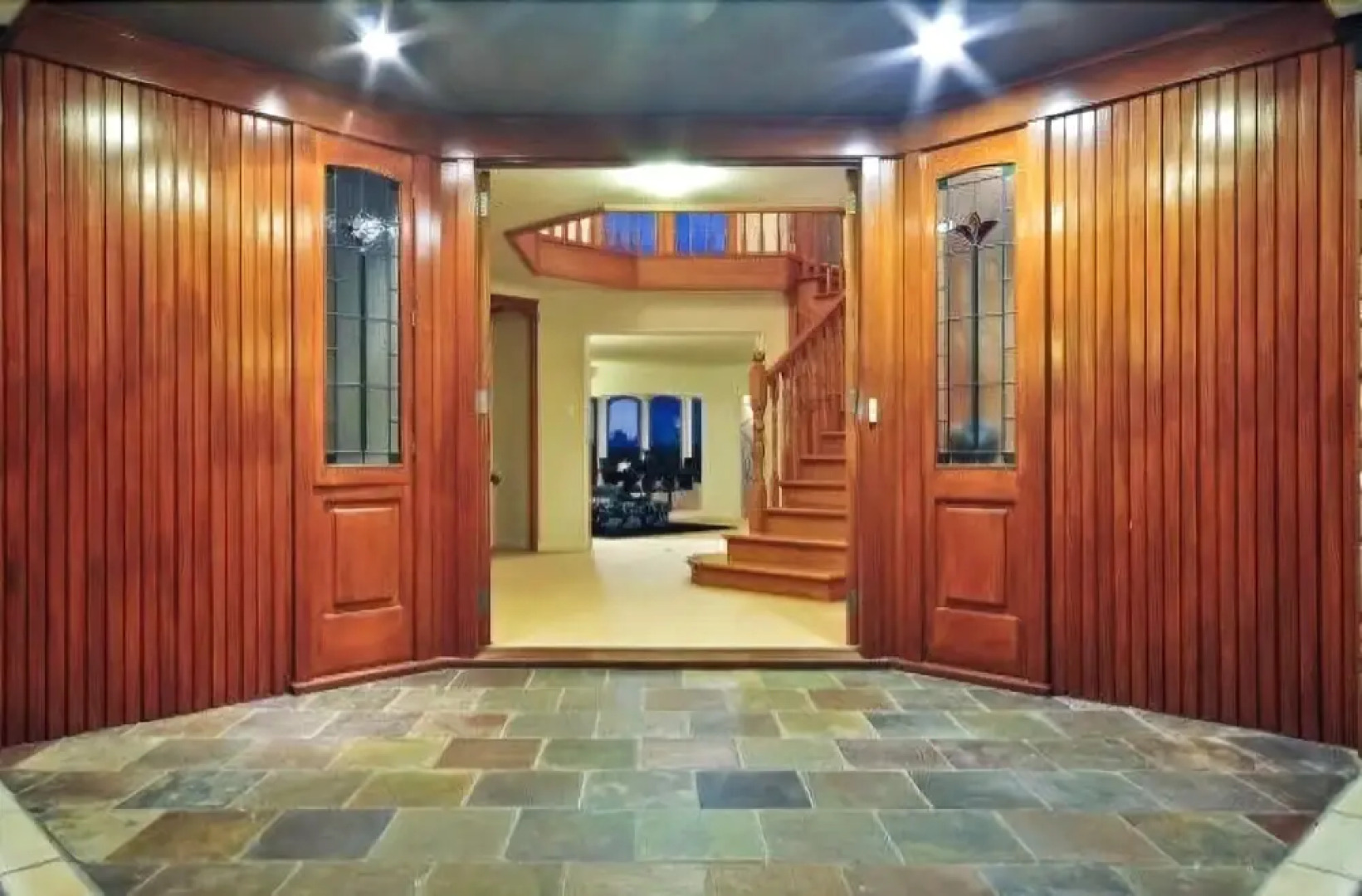 Luxury Country Views in Riverlea