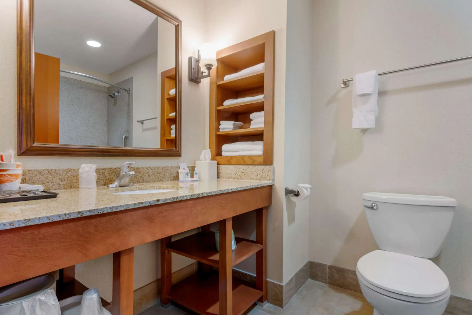 Comfort Inn & Suites Mountain Iron and Virginia