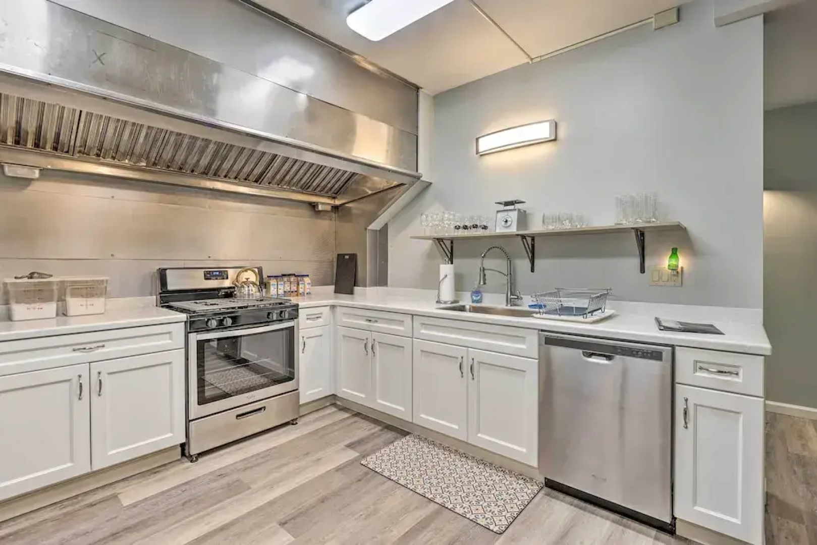 Himrod Vacation Rental 3 Mi to Seneca Lake!