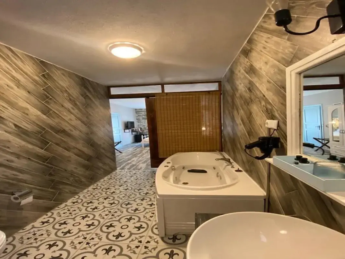 Vintage Inn Boutique Hotel