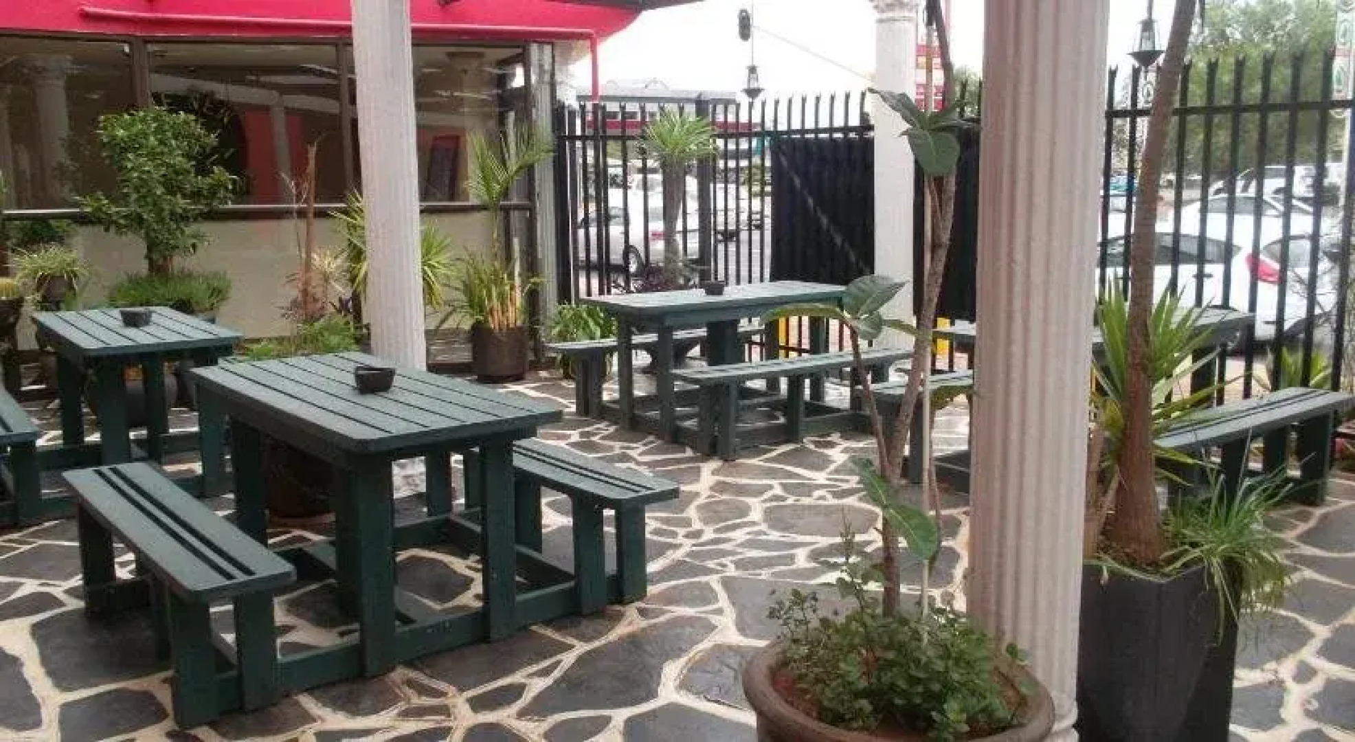 The New Maroela Hotel