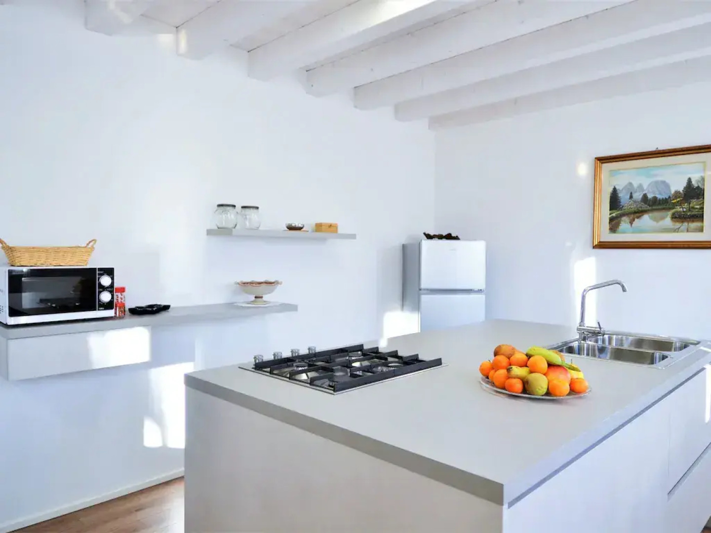 Stellar Apartment in Miane With Shared Swimming Pool