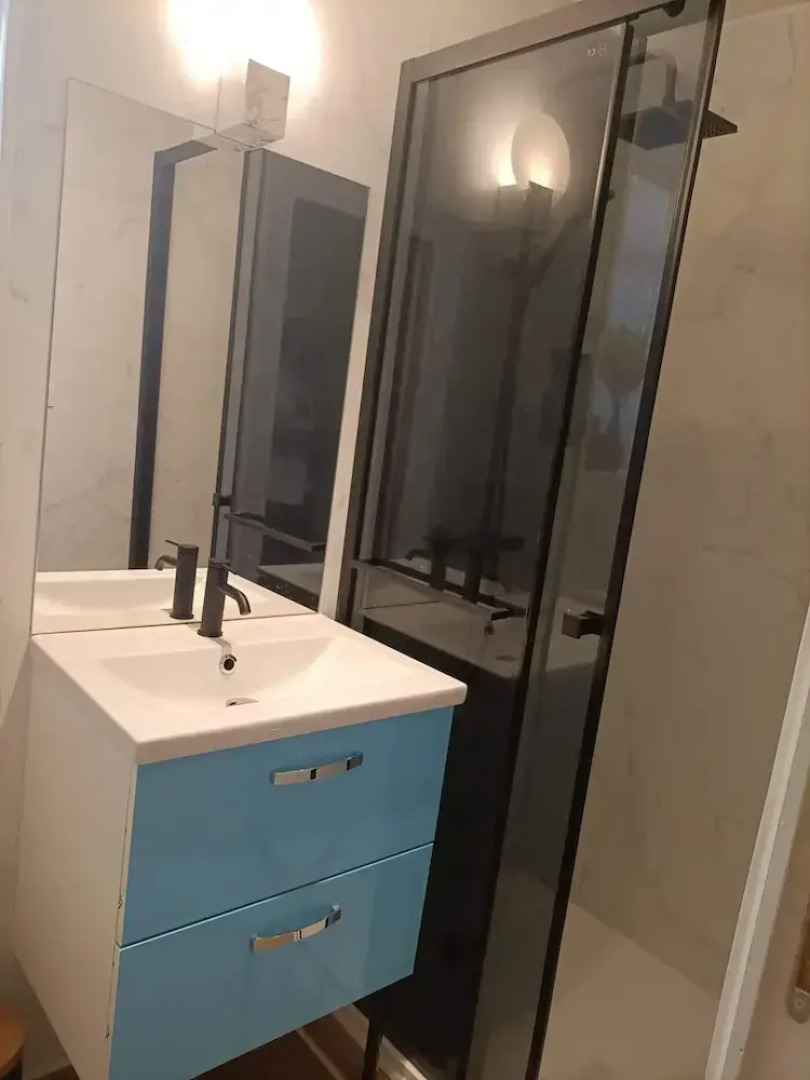 Guesthouse near Charles De Gaulle Airport