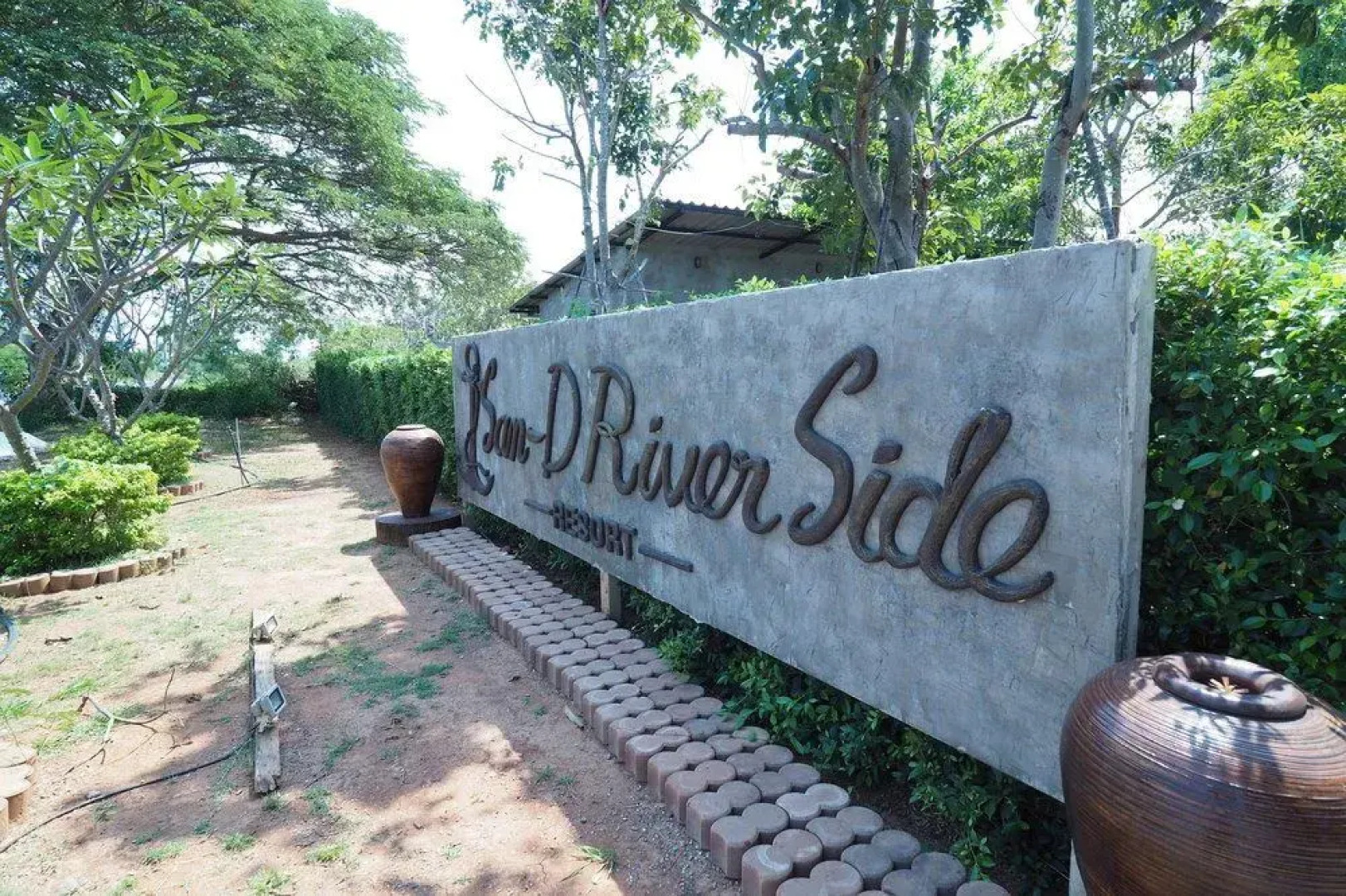 San-D Riverside Resort