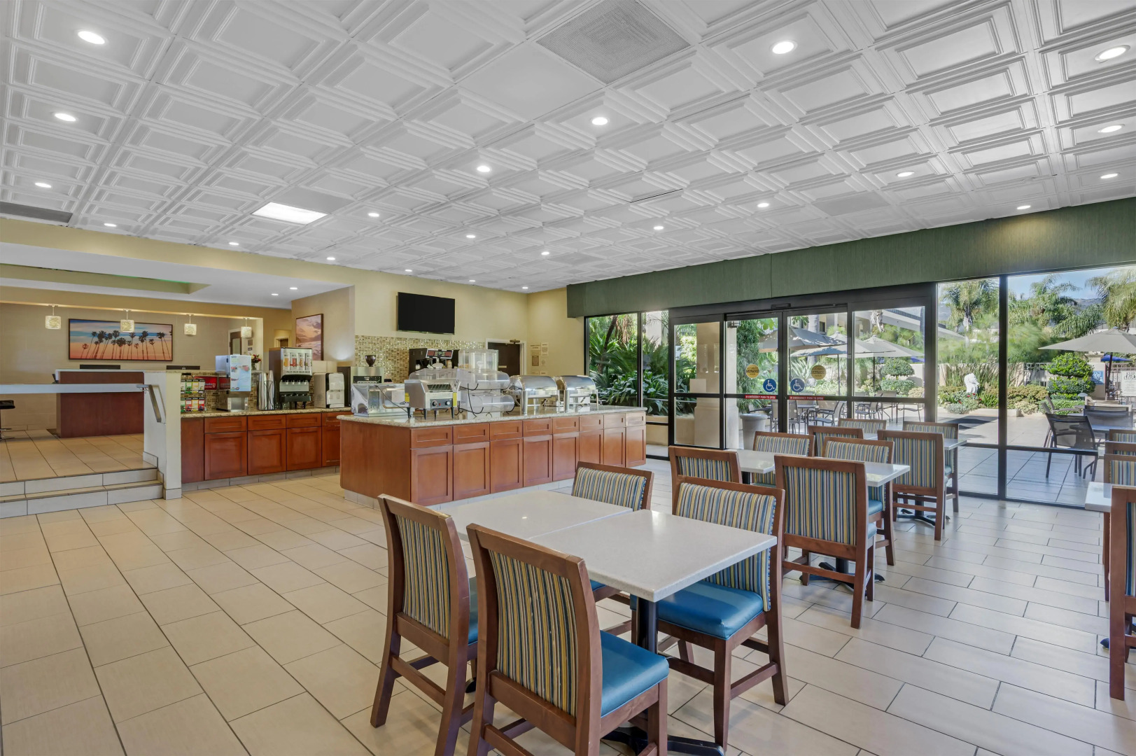 Best Western Plus South Coast Inn