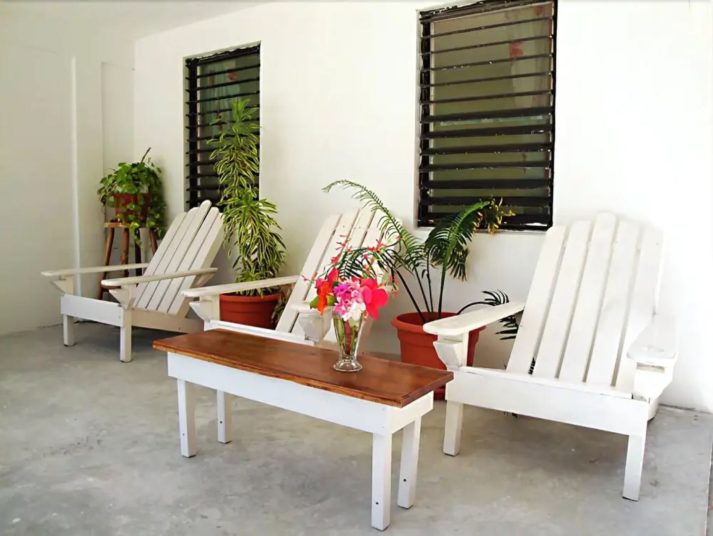 Blue Wave Guest House