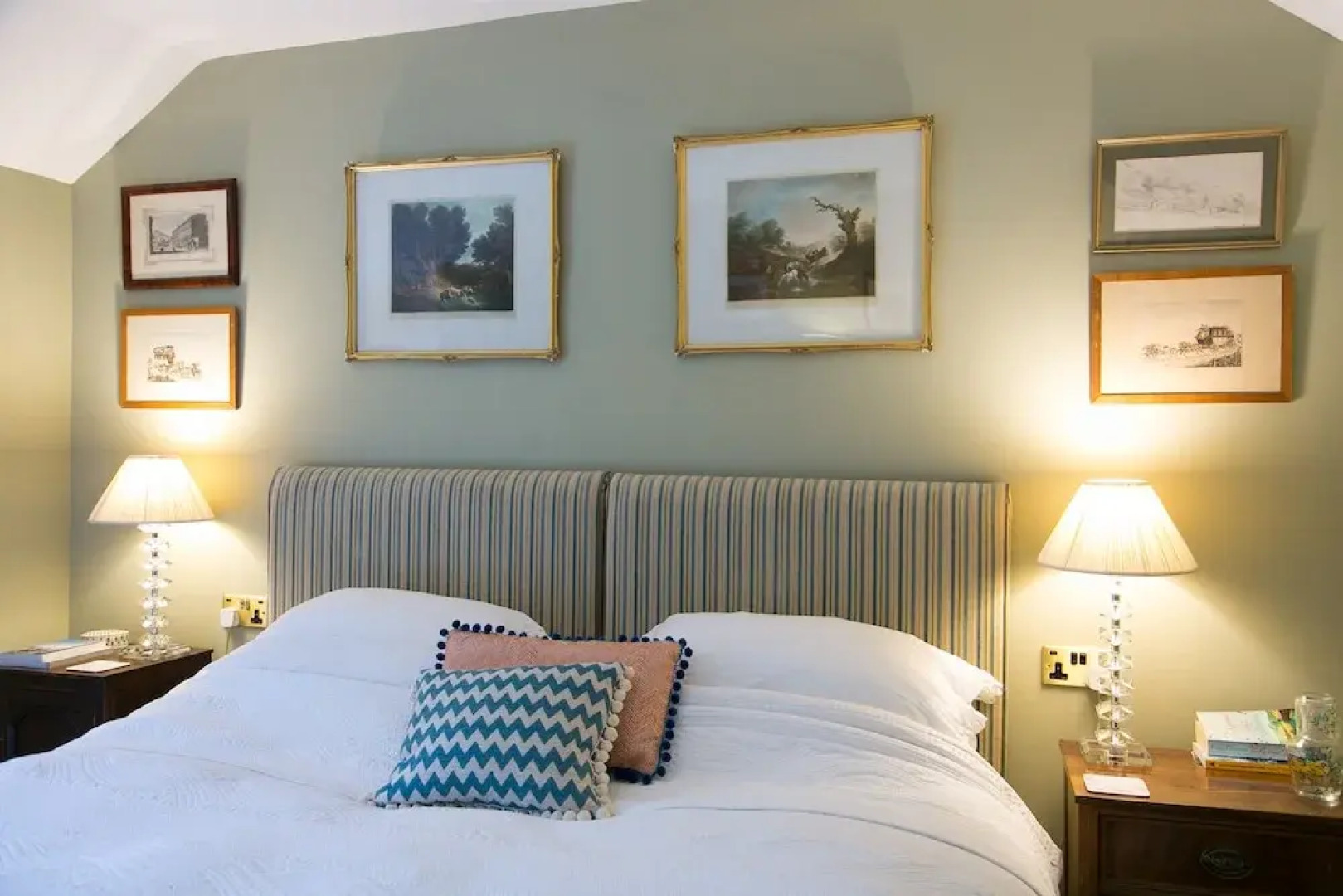 Stunning 3-bed House in a Private Hidden Valley