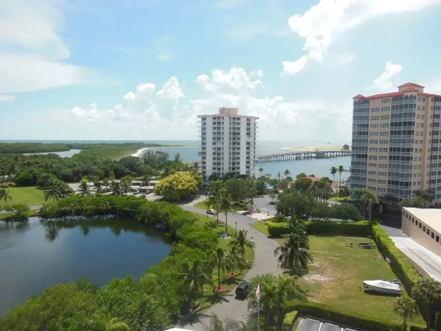 Lovers Key Resort 907