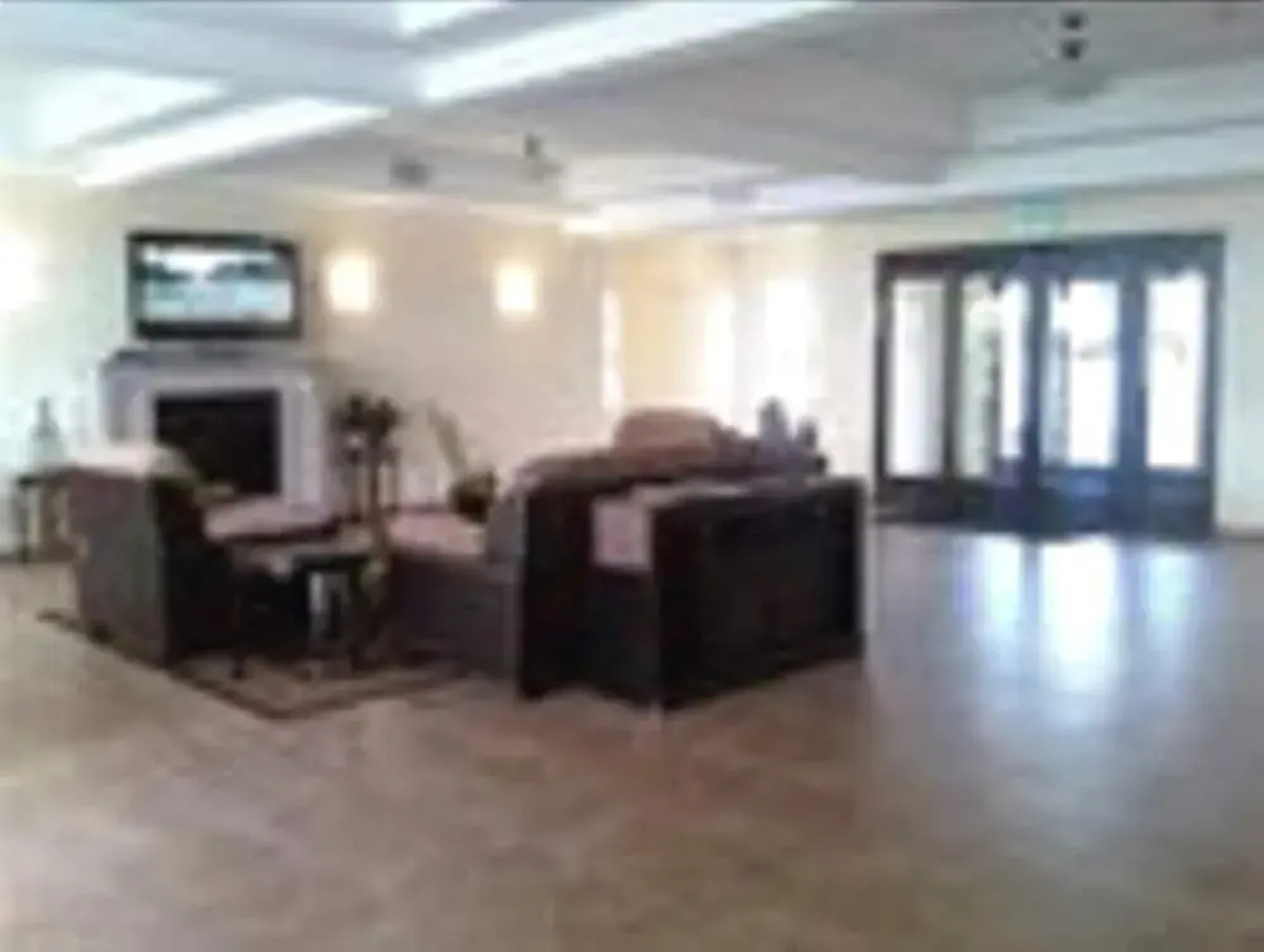 Howards On The River