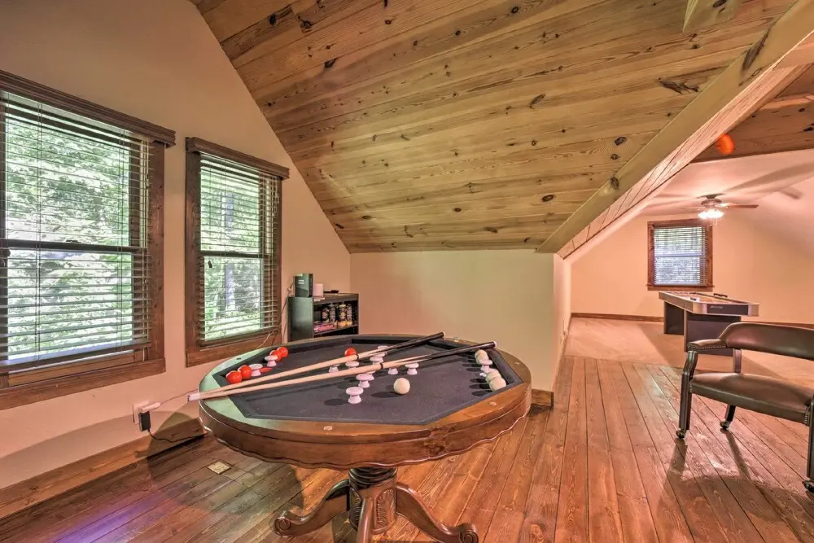 Sapphire Log Cabin w/ Wraparound Deck + Fire Pit!