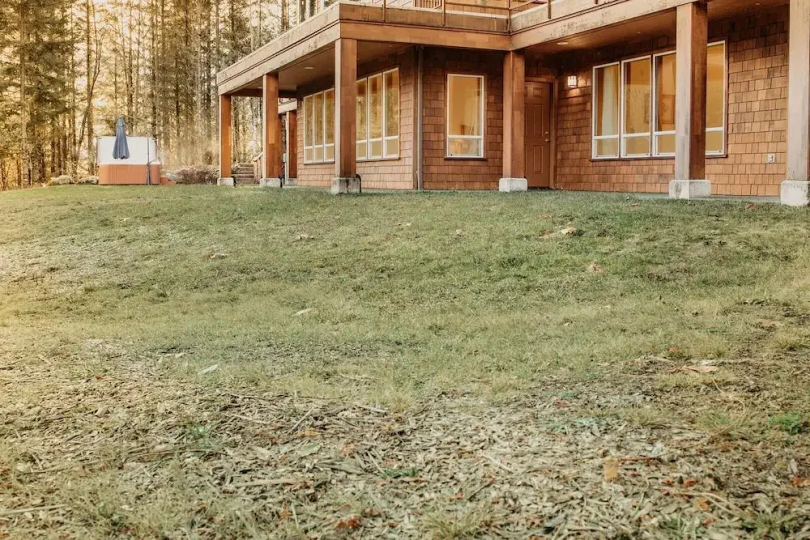 15mbh - Amazing Mountain Views - Hot Tub - Pets Ok 3 Bedroom Home by RedAwning