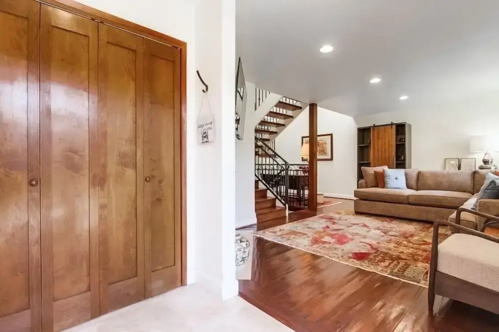 Sbtc161 3 Bedroom Condo