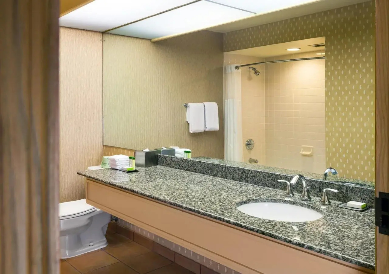 DoubleTree by Hilton Hotel Sonoma Wine Country