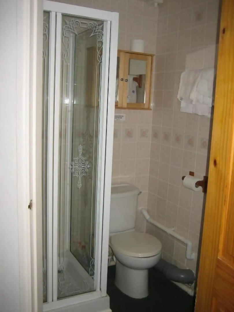 Four Seasons Guest House