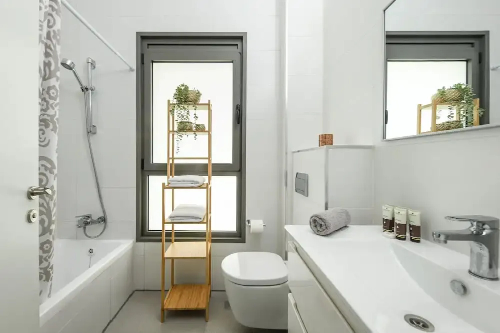 Magnificent Achziv Beach Apt in Nahariya