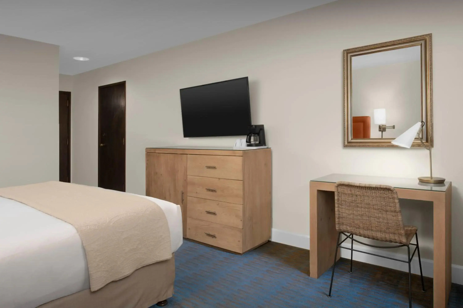 Ashland Hills Hotel & Suites