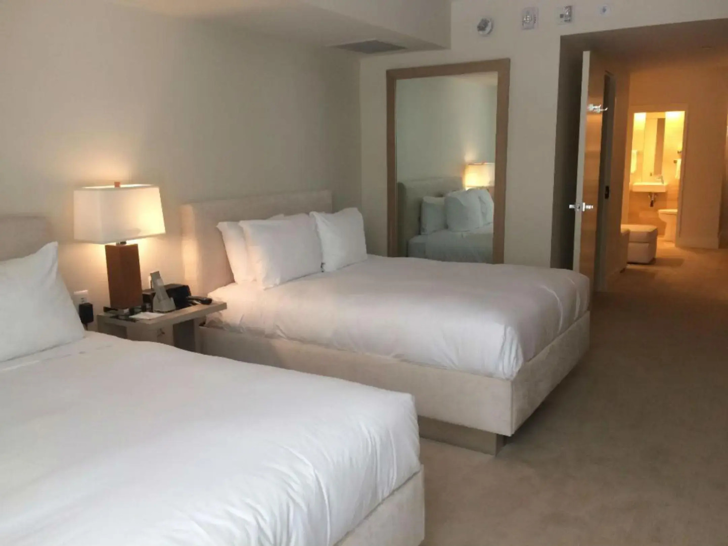 Отель Grand Beach Hotel Surfside West