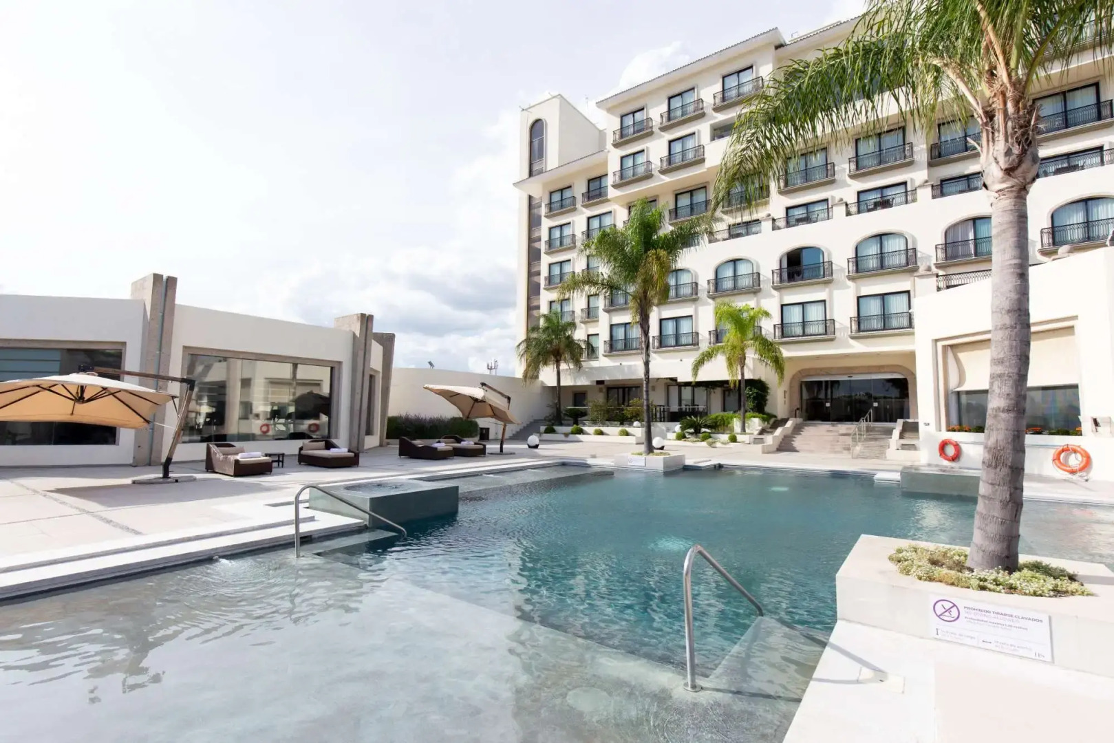 HS HOTSSON Hotel Leon