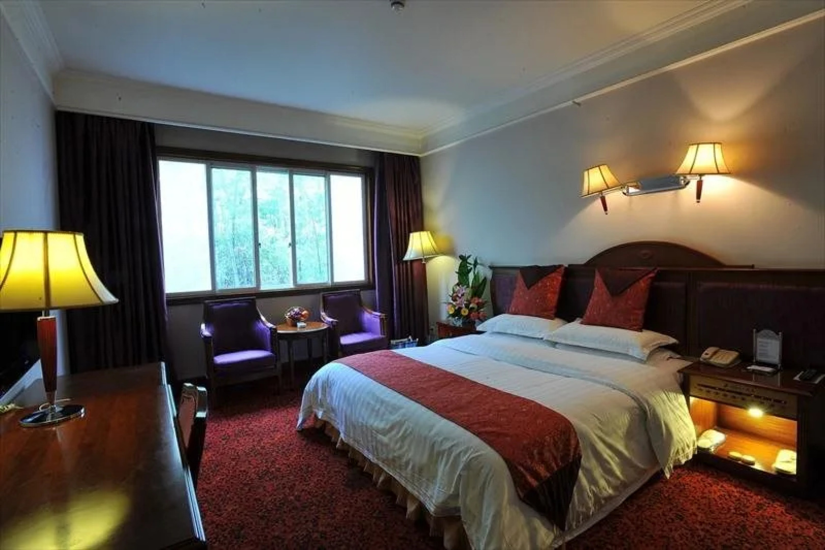 Emeishan Donghui Grand Hotel