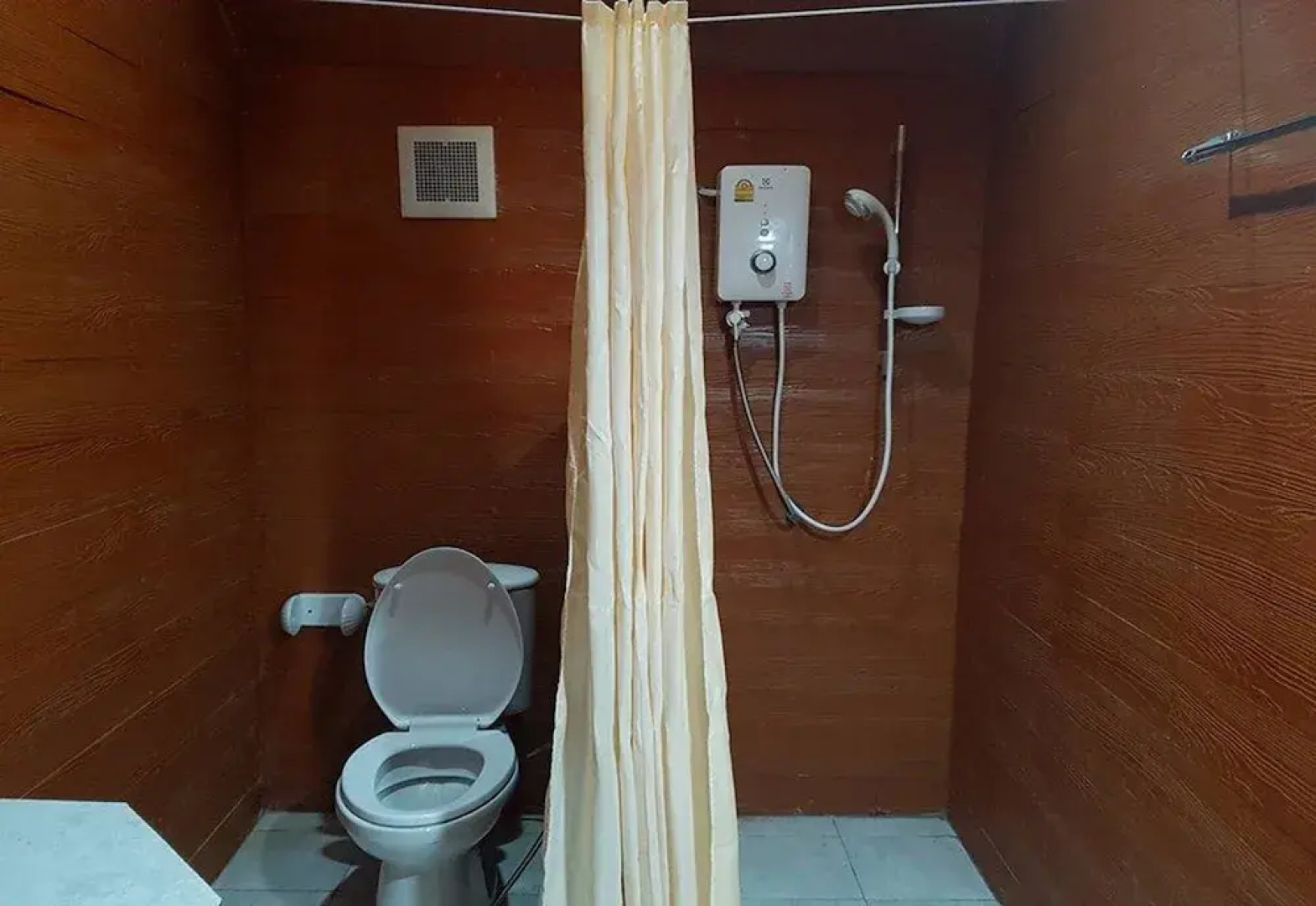 Comfy Lodge Resort