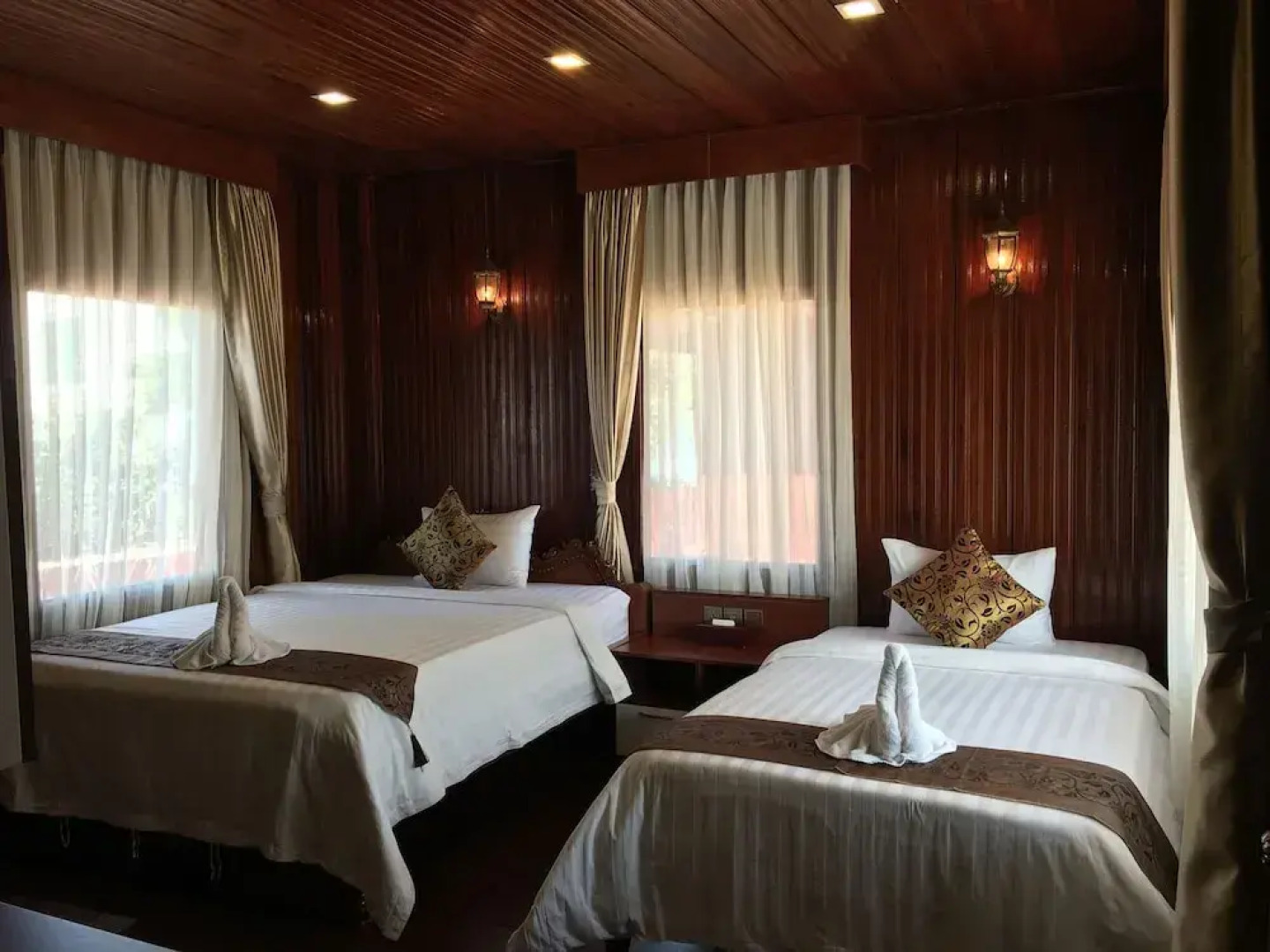 Rattanakvisal Boutique