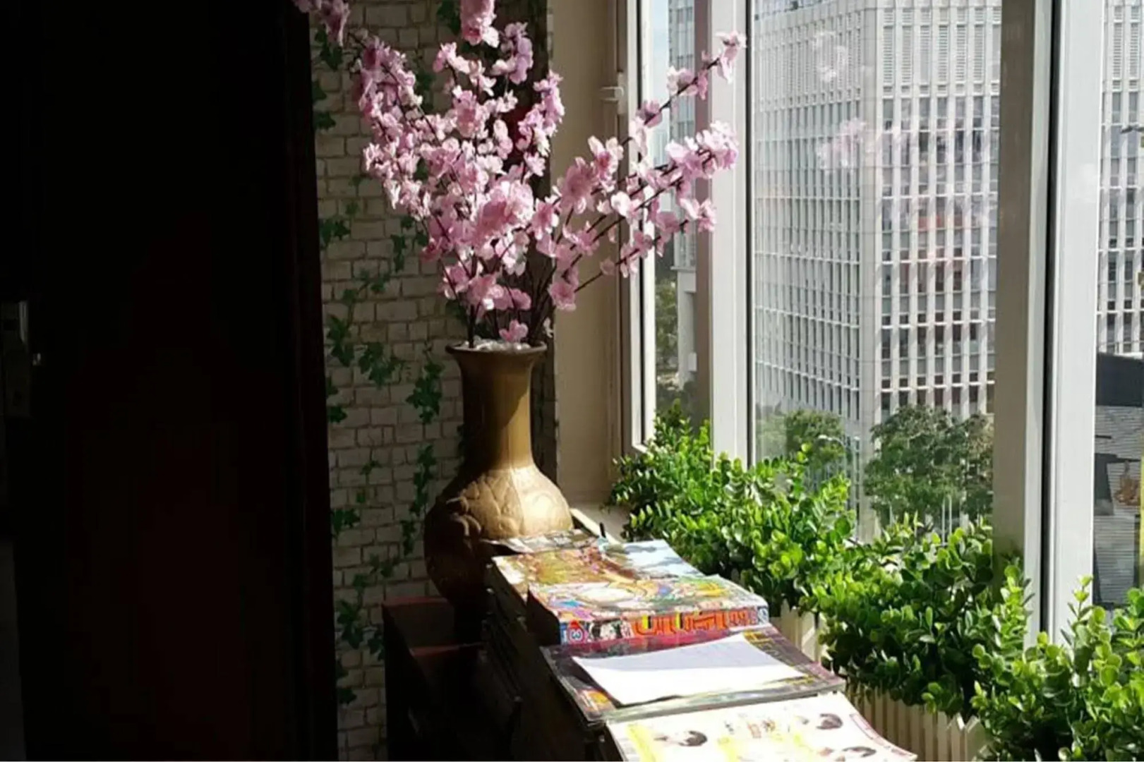 The Noble Swan Central Dong Du Hotel