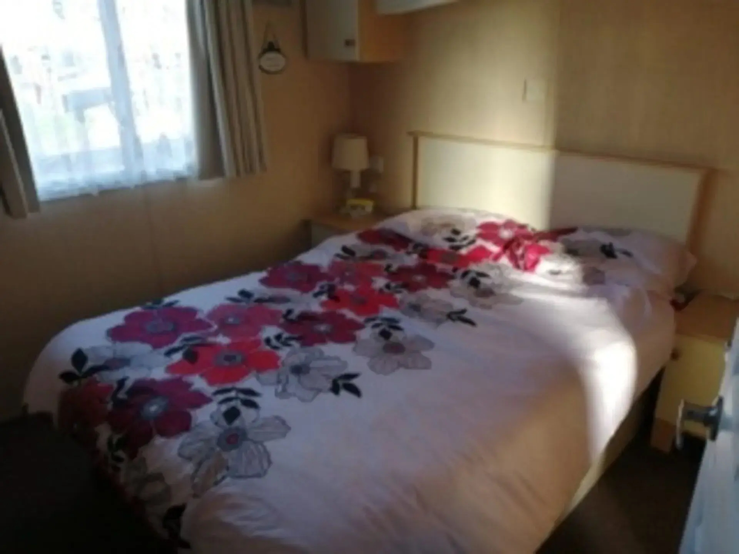 Pets Stay Free 3 Bedroom Caravan at Heacham Beach