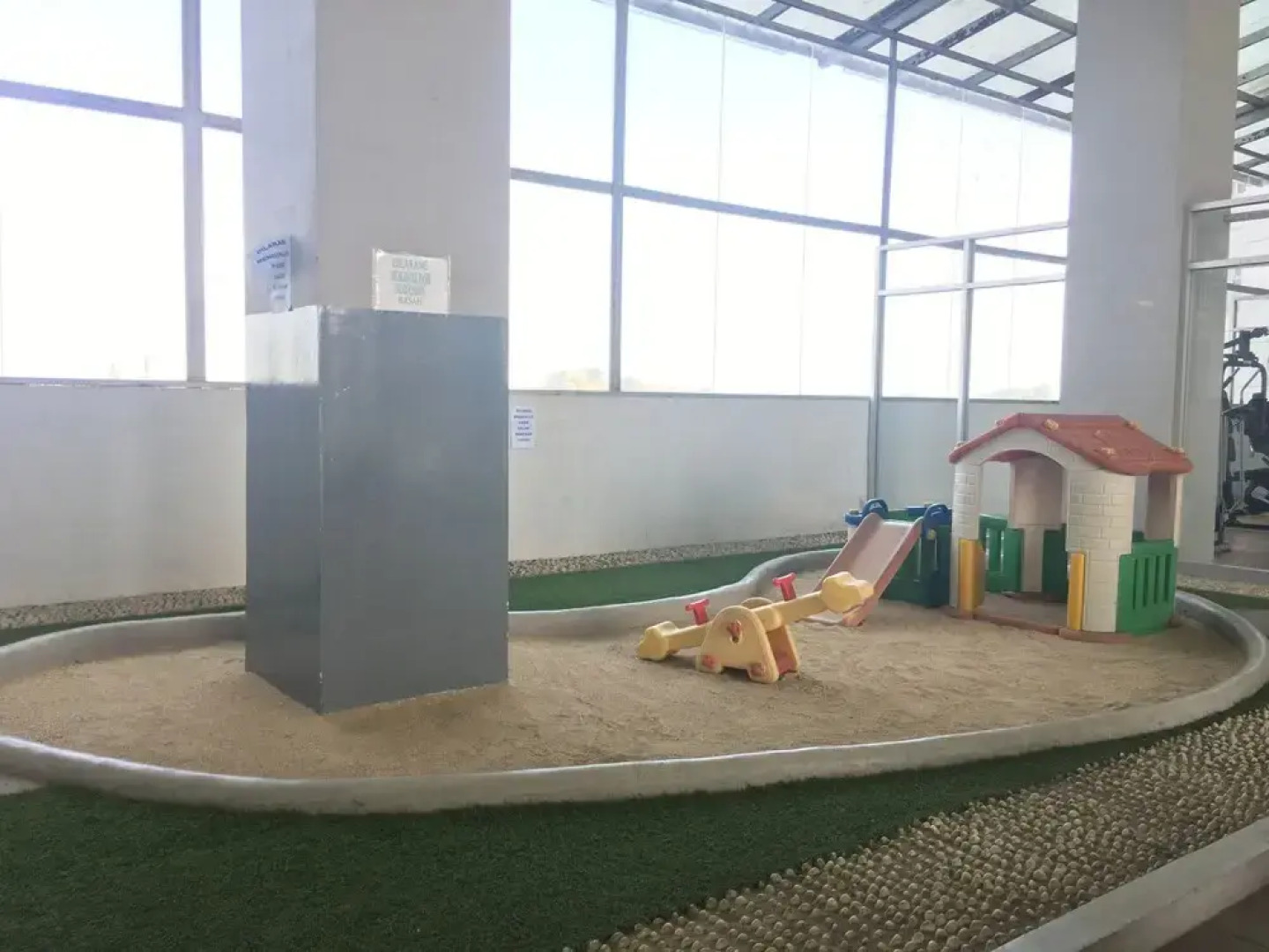 Relaxing Studio Apartment at Harvard Jatinangor