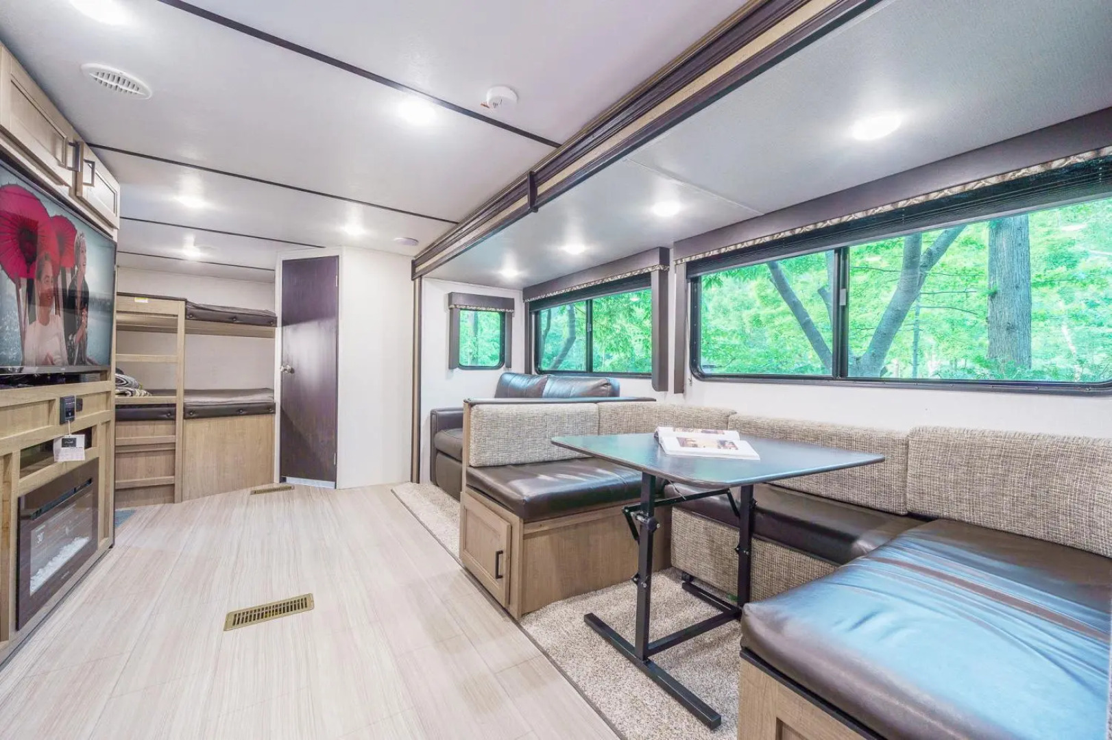 Hongcheon Vivaldicampingpark Caravan