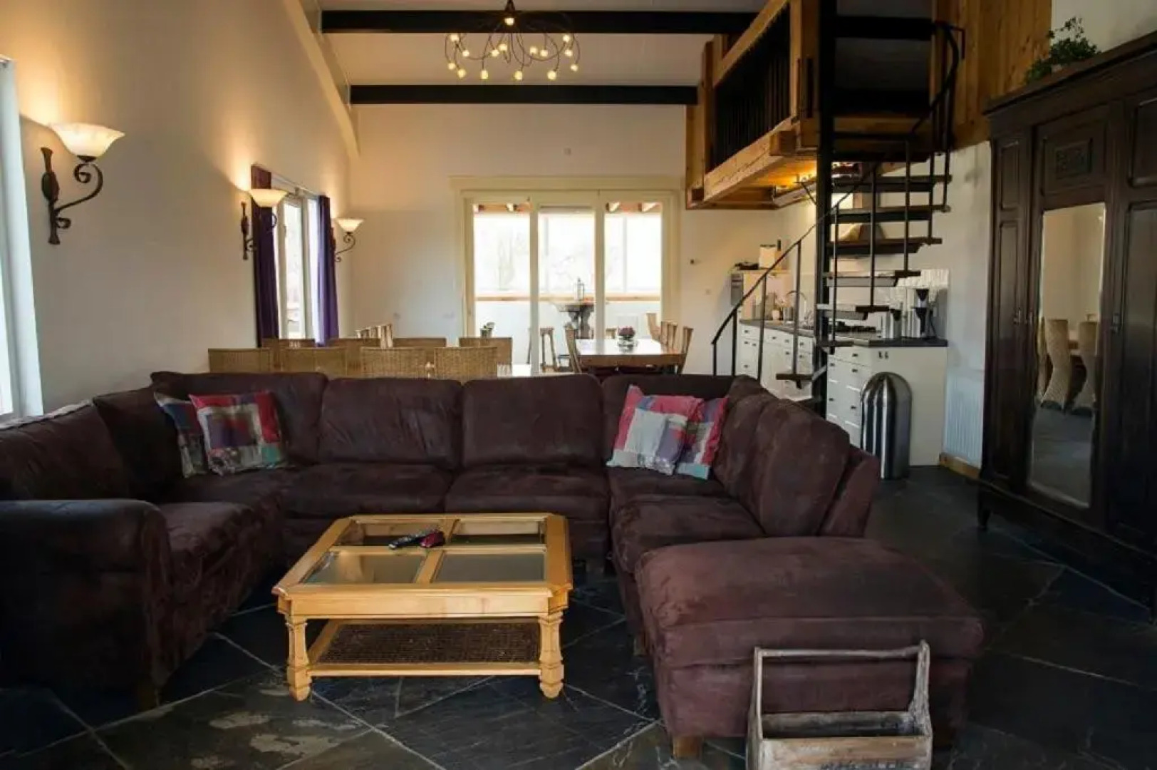 Herkenhoek 5 bedroom apartment