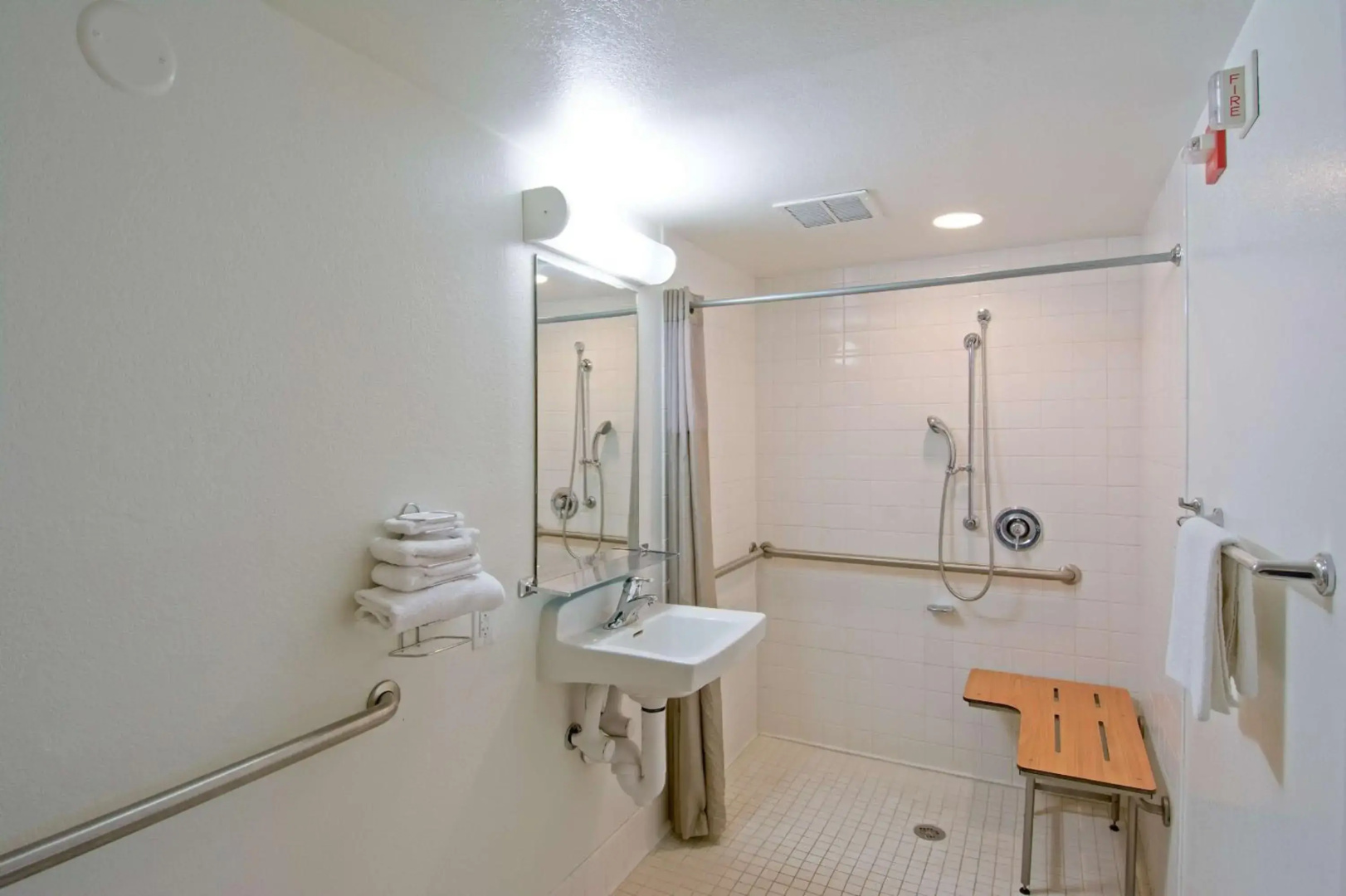 Motel 6 Redding, CA - South