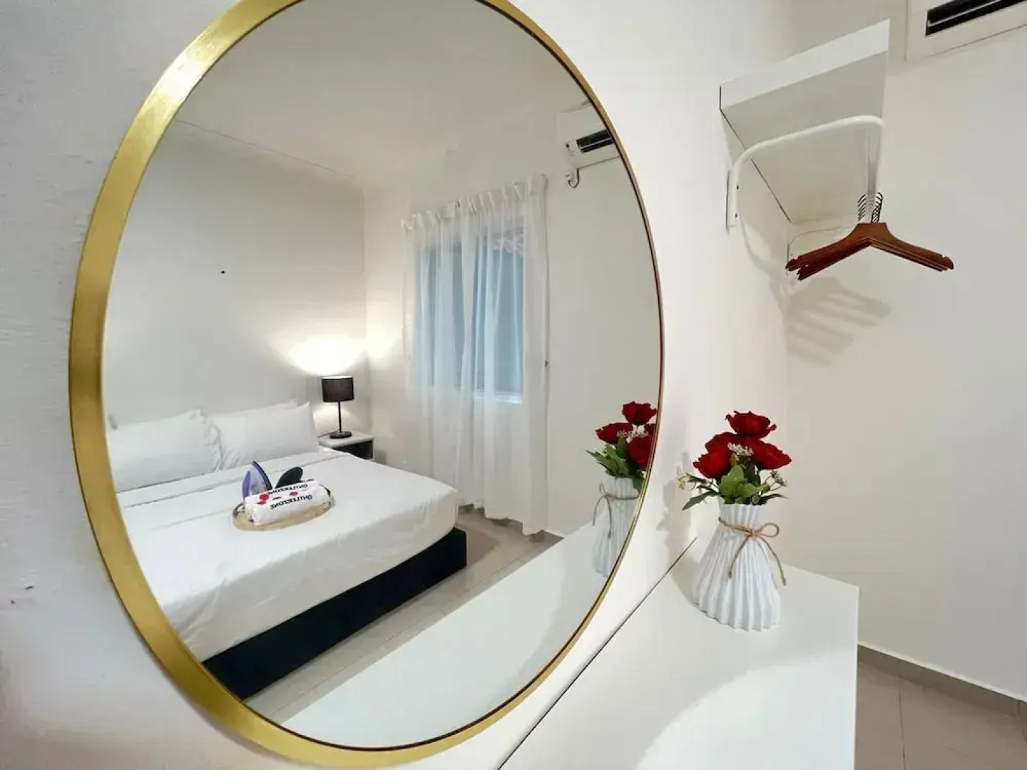 Tiara Desaru By Antlerzone