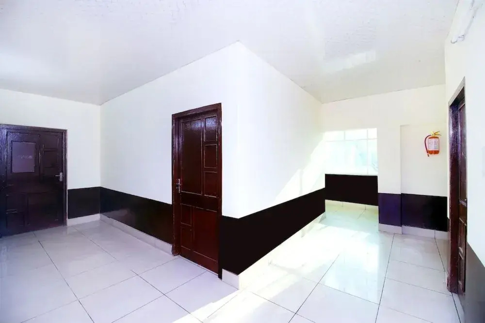 Spot On 42785 Mr Shawarma Family Restaurant And Hotel